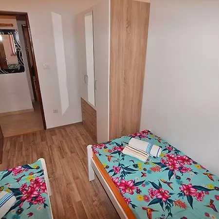 Romantic Sejdic Konukevi Pula