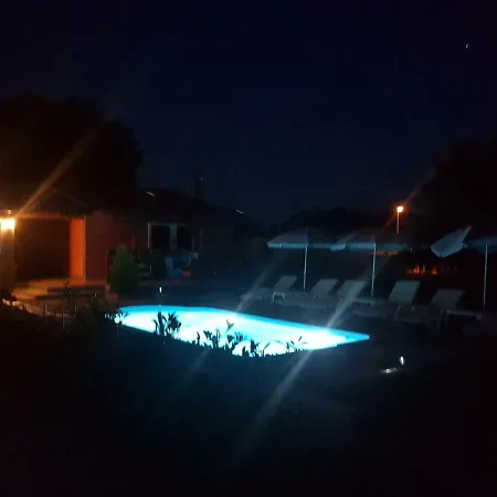 Romantic Sejdic Πούλα