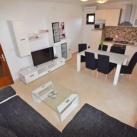 Romantic Sejdic Πανσιόν Πούλα